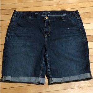 Lane Bryant Bermuda shorts 22